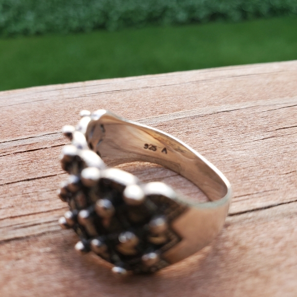 Vintage Marcasite Sterling Silver Ring (Size 7 1/2) - Picture 5 of 11